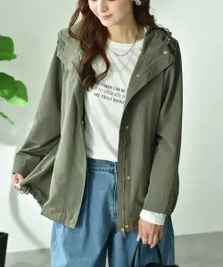 Водоотталкивающая и обработанная УФ-защитой короткая куртка с капюшоном и стеганой подкладкой Interplanet, цвет Khaki