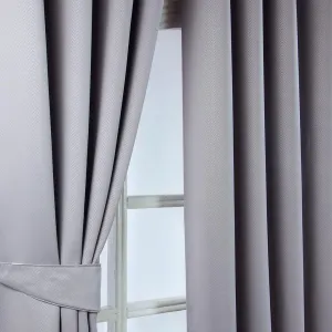 Плотные шторы HOMESCAPES с люверсами, серый шеврон, 2 шт., 182 x 228 см Homescapes