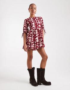 Платье-халат Wednesday's Girl в горошек бордового и розового цветов