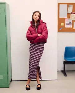 Женская короткая куртка с капюшоном Green Coast, бордовый