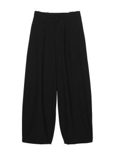 Широкие брюки со складками спереди Pull&Bear, черный