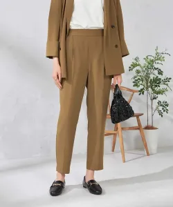 Красивые и удобные брюки зауженного кроя Avv, цвет Camel