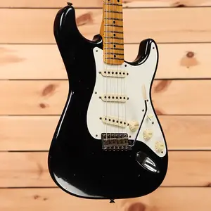 Fender Custom Shop Limited 1956 Stratocaster Relic - Состаренный черный CZ576611