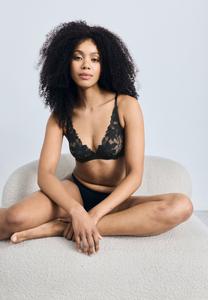 Бюстгальтер Hunkemöller INGRID UP, Black