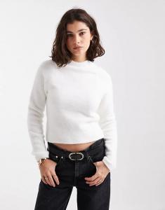 Пушистый аккуратный джемпер реглан ASOS DESIGN кремового цвета