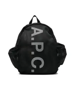 Черный рюкзак на молнии с мягкими лямками. A.P.C., черный