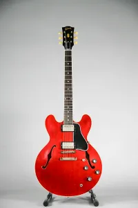 Gibson 1961 Es-335 Reissue Тяжелый состаренный 60-х Вишня 2022 - Тяжелый состаренный 60-х Вишня