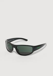 Солнцезащитные очки Arnette GONDO UNISEX, Black/Dark Green/Black