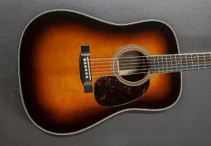 Martin New для 2025 HD-28 - Глянец 1935 Sunburst