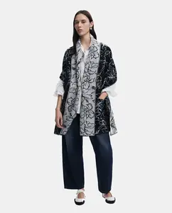 Реверсивный шарф с цветочным узором Desigual, бежевый