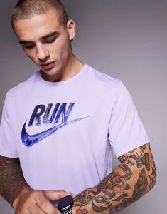 Футболка Running Miler Run Energy Dri-FIT сиреневого цвета Nike Running