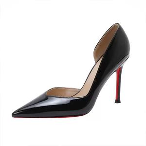 Squinting Home Женские туфли на высоком каблуке черные, цвет Black