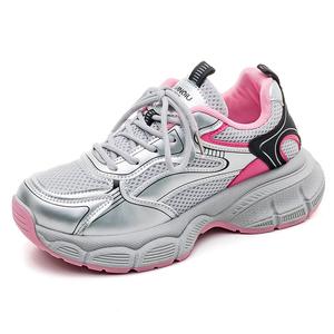 Износостойкие массивные низкие кроссовки женские серебристые HUANQIU