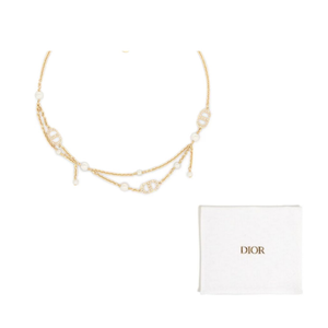 DIOR Кулон из металла, смолы и искусственного хрусталя в золотом цвете для женщин