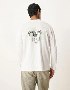 Футболка свободного кроя ASOS DESIGN с длинными рукавами и принтом в виде фруктовых пузырьков белого цвета