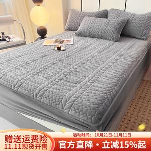 Boyang Простыня на резинке 180х200 см, стеганая, из молочного велюра