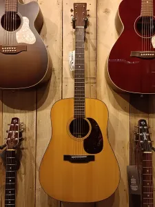 Martin Мартин D-18