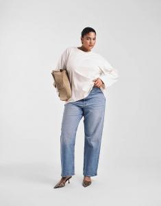 Джинсы прямого кроя ASOS DESIGN Curve Comfort светло-синего цвета Asos Curve