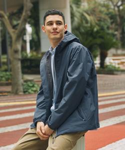 Водонепроницаемая, водоотталкивающая, дышащая, компактная, легкая дождевая куртка MTD с капюшоном.