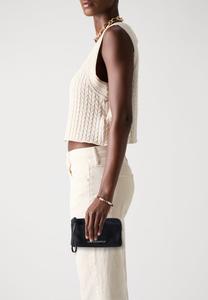 Клатч KARL LAGERFELD IKON WRIST POUCH, Black