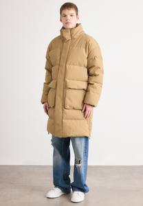 Куртка Calvin Klein Jeans LAMINATED MOCK NECK, Tigers Eye/Ochre