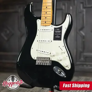 Электрогитара Fender Vintera II Road Worn '60s Stratocaster с грифом из клена - черная, в жестком футляре