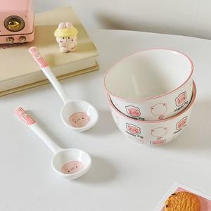 Peiersen Набор керамической посуды с милым мультяшным поросенком, 4.5-Inch пиала и ложка Twist Spoon, 2 предмета