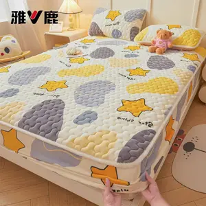 Yalu Комплект постельного белья из 3 предметов (простыня на резинке 180х200 см, 2 наволочки), молочный бархат, стеганый, утепленный