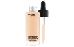 Водостойкая легкая жидкая тональная основа Flawless Adherent Non Cakey 30ml MAC