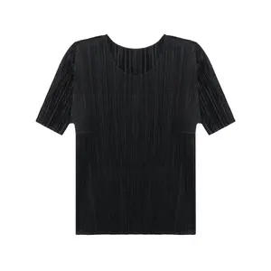 Топ с эффектом плиссе PLEATS PLEASE ISSEY MIYAKE, черный