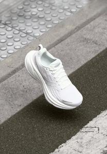 Кроссовки Saucony HURRICANE 25, White