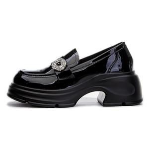 Лоферы женские Pooq, черный