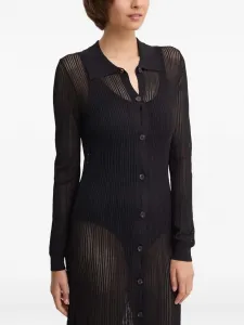 Платье миди из трикотажа в рубчик с воротником-стойкой Sandro Ferrone, черный