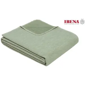 Плед для дома Wohndecke Lausanne в простом меланжевом стиле Ibena, темно-зеленый