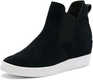 Женские ботинки на танкетке SOREL Out N About Slip-On, Black/White