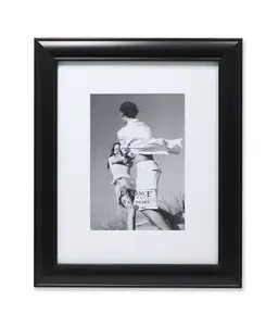 Черная галерейная рамка, паспарту 5" x 7" - 8" x 10" Lawrence Frames, black