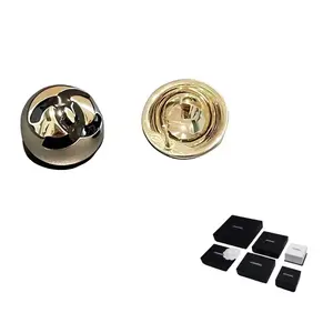 CHANEL Металлические серьги-гвоздики Unisex Gold