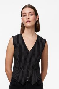 Приталенный жилет в рубчик Pieces, черный