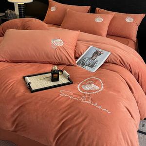 Комплект постельного белья Antarctic Swan 1.5 простыня на резинке, 4 предмета, 200х230/150х200, оранжевый