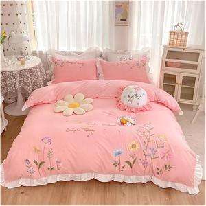 Generic Комплект постельного белья белый пасторальные цветы с вышивкой и рюшами хлопок Pink