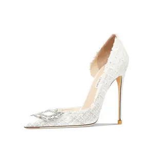 Женские туфли на тонком каблуке цвета экрю Suyymakk, Ecru