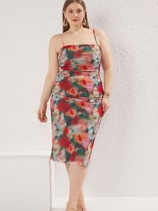 Летнее платье Trendyol Curve, темно-розовый