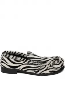 Лоферы с зебровым принтом DRIES VAN NOTEN, черный