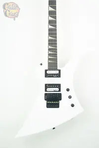 Jackson Kelly JS32 Снежная Белоснежка
