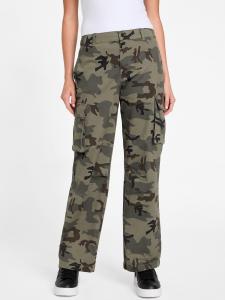 Уитни камуфляжные карго-штаны Guess Factory, оливковый
