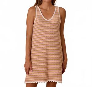 Вязаное мини-платье в розовую полоску Rylee + Cru