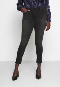 Джинсы Skinny Fit CARWILLY ONLY Carmakoma, цвет black