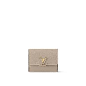 Кошелек Capucines XS Louis Vuitton, бежевый
