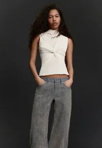 Блузка без рукавов с узлами Bershka, Beige