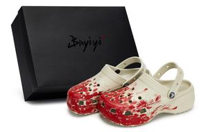 Crocs Классические сабо на платформе 811, производство, расследование на месте преступления, специальные женские сабо из коробки для обуви, костяные, белые, красные